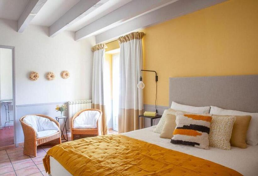 شقة غرفتين, Domaine De Blanche Fleur