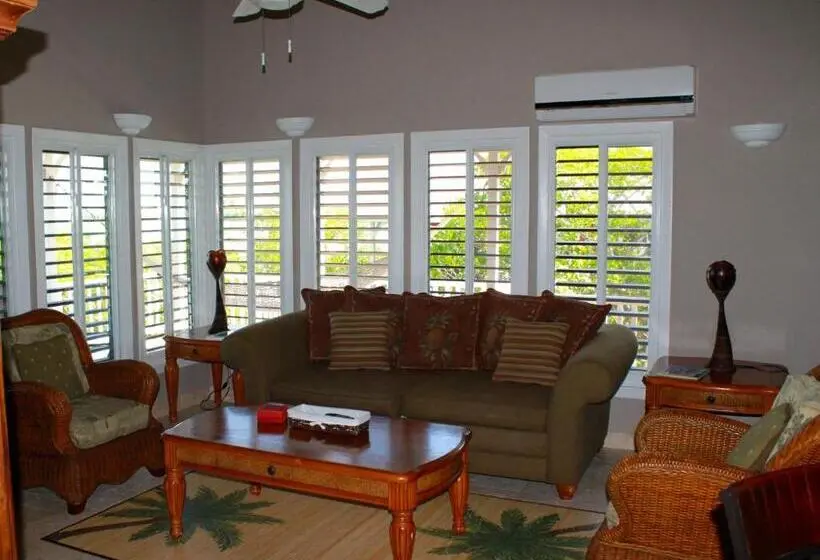 ویلای 1 خوابه با چشم‌انداز باغ, Neptune Villas