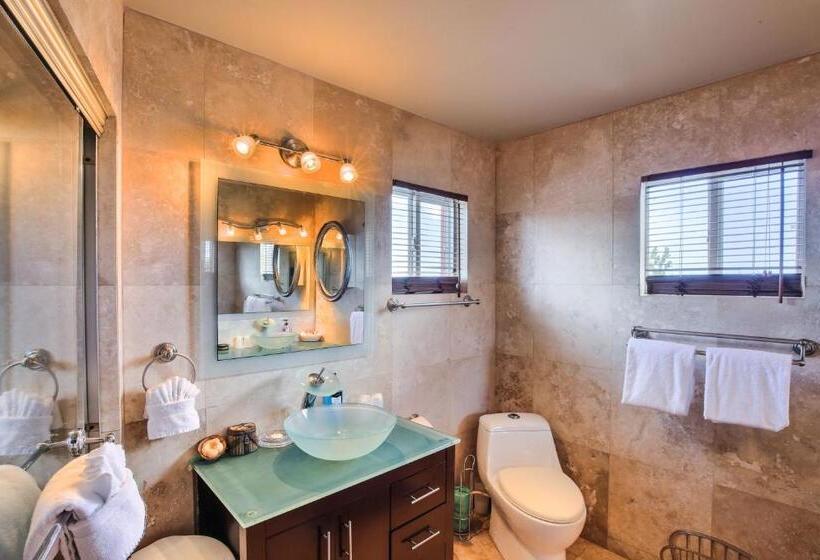 Вилла 3 Спальни, Neptune Villas