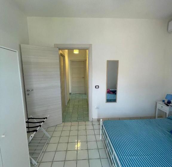 غرفة قياسية رباعية, B&b Orizzonte Blu