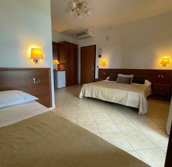 스탠다드 트리플 룸, Borgo Cerasa