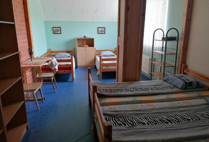 آپارتمان 2 خوابه, 200m Sea Engure Kr Valdemāra 1