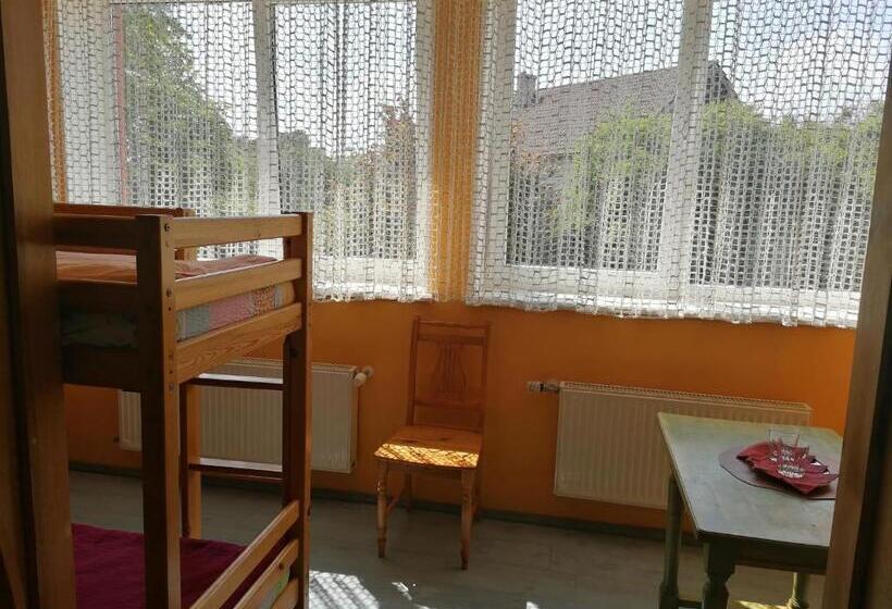 اتاق استاندارد چهار تخته, 200m Sea Engure Kr Valdemāra 1