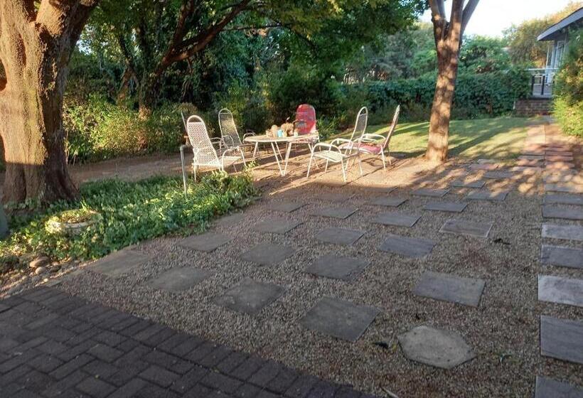اتاق استاندارد, Credo Guest House