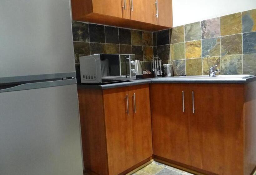 اتاق اکونومی, Credo Guest House