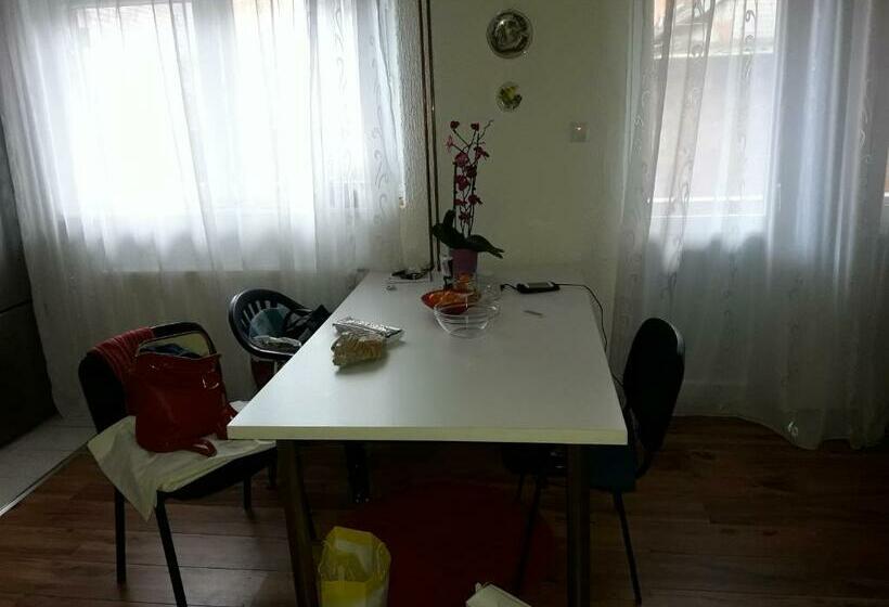 اتاق استاندارد, Guest House Sistem