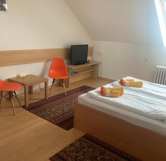 スタンダードトリプルルーム, Penzion Ludor