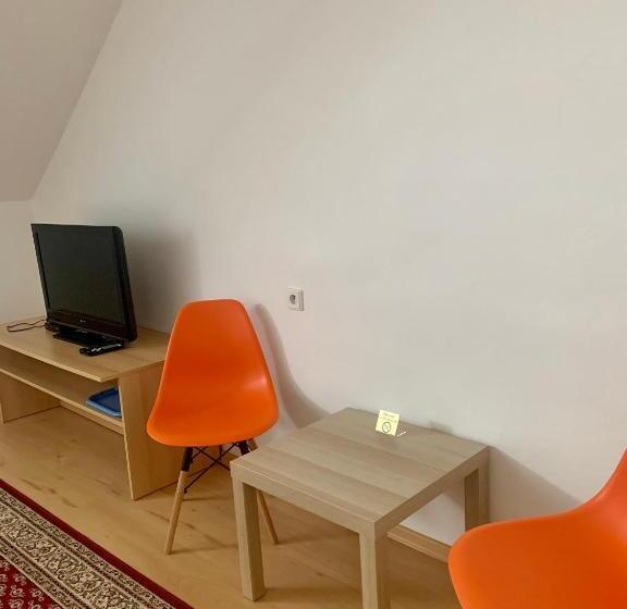 スタンダード4人部屋, Penzion Ludor