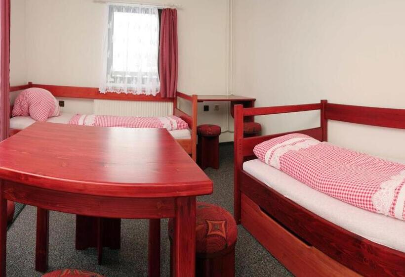 Standard room with outdoor bath, Ubytování Karolinka