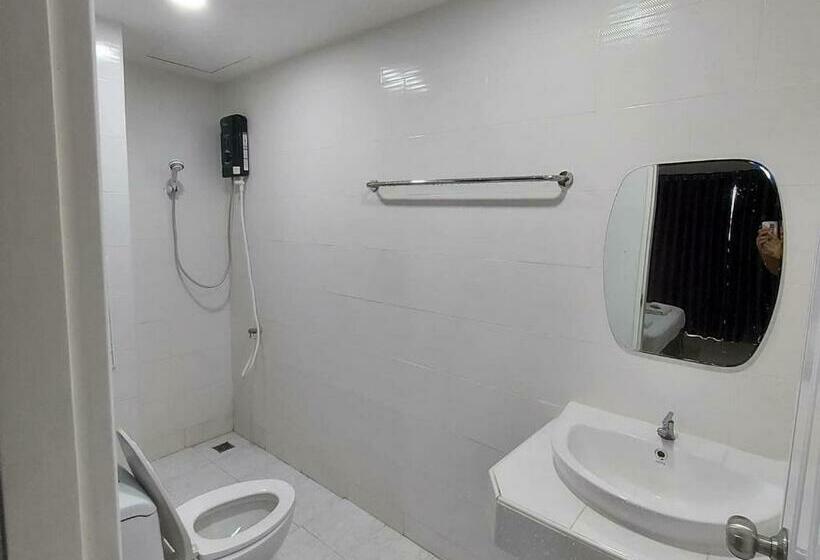 스탠다드 룸, Thana Apartment