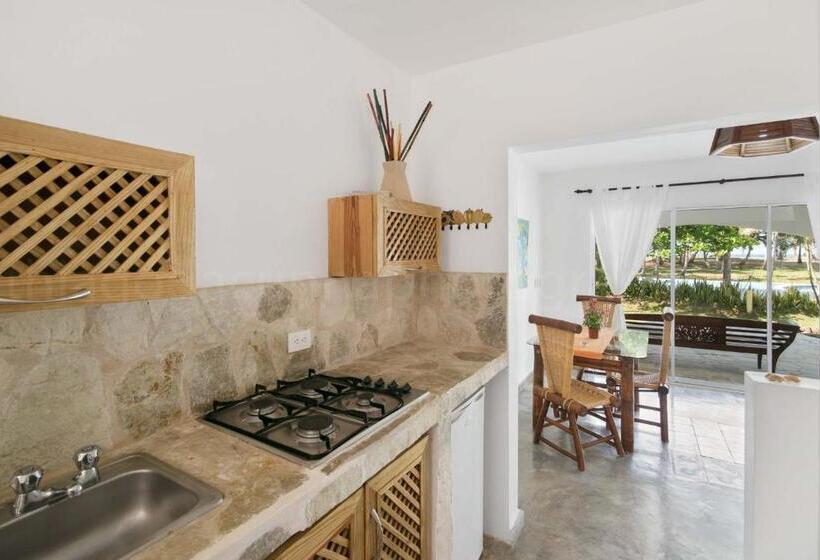 استودیو لوکس با چشمانداز دریا, Baoba Beach