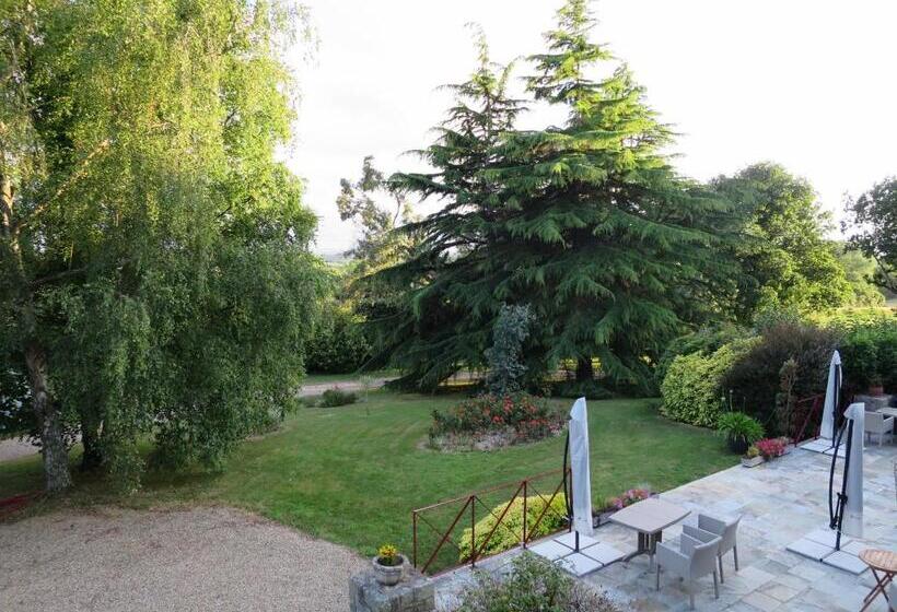 חדר סופריור נוף לגינה, Kerblondel