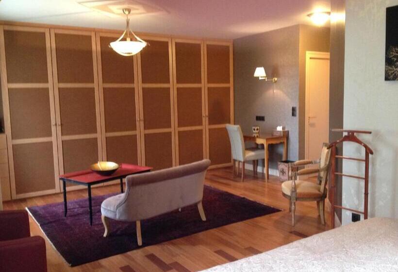 חדר דלוקס, Kerblondel