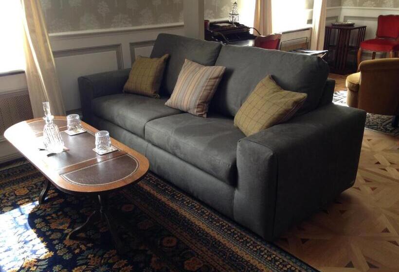 חדר דלוקס, Kerblondel