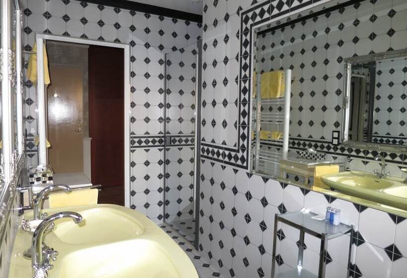 חדר דלוקס, Kerblondel