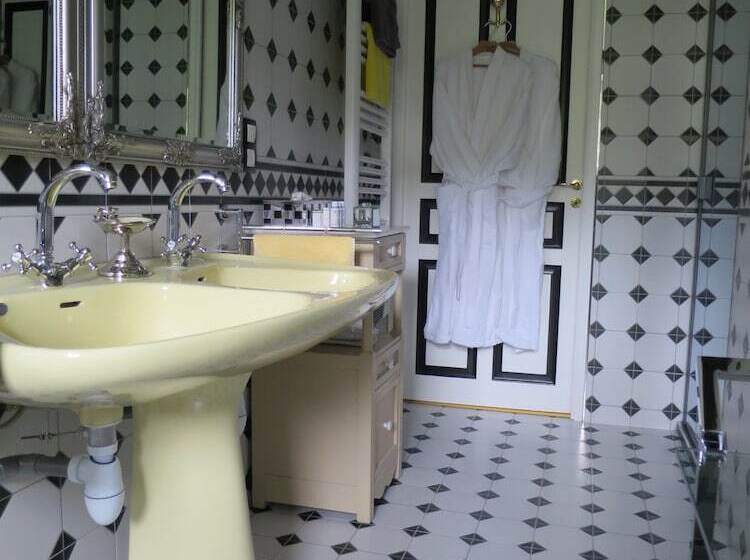 חדר דלוקס, Kerblondel