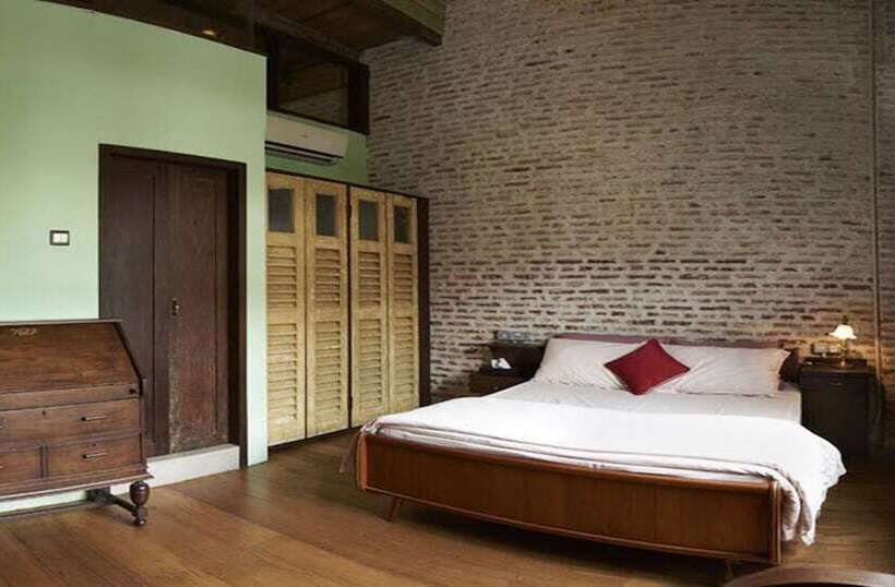 جناح, You Le Yuen