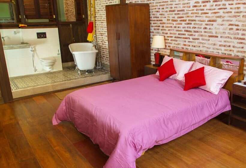 جناح, You Le Yuen