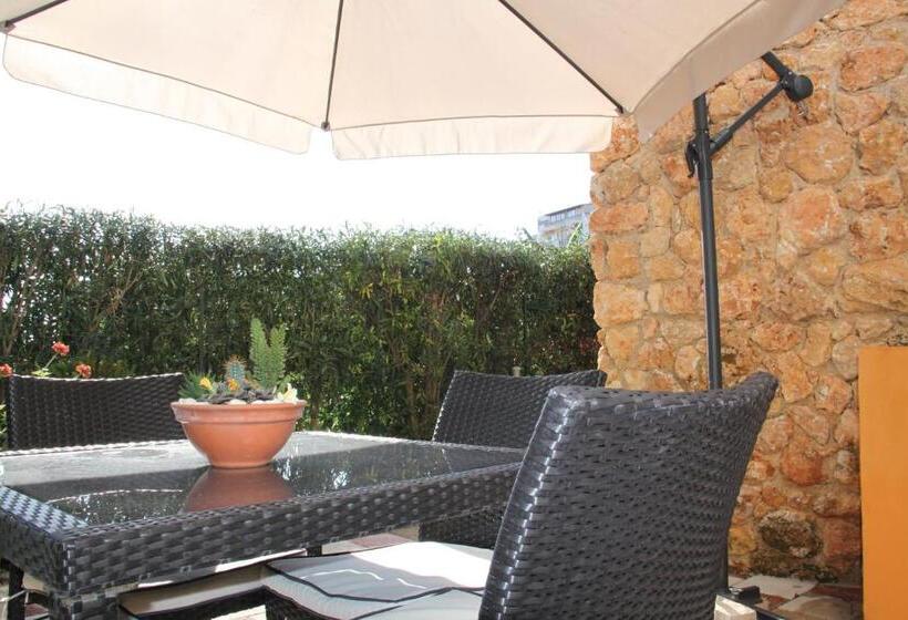 Апартаменты Внутренние 1 Спальня, Casale La Zagara