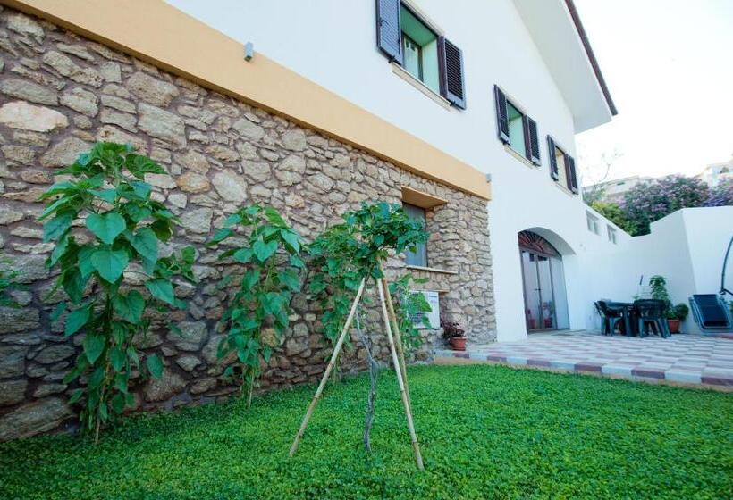 Апартаменты 2 Спальни Внутрение, Casale La Zagara