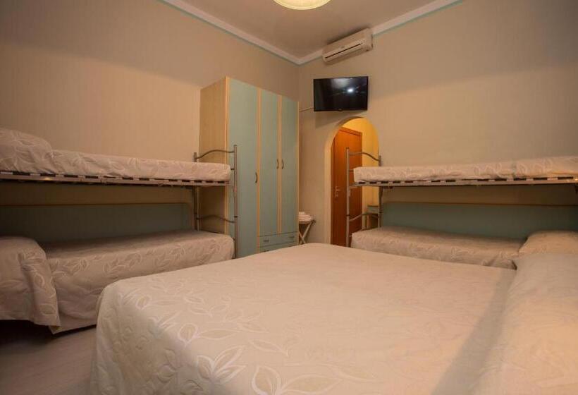 חדר משפחתי, Albergo Ristorante Pozzi