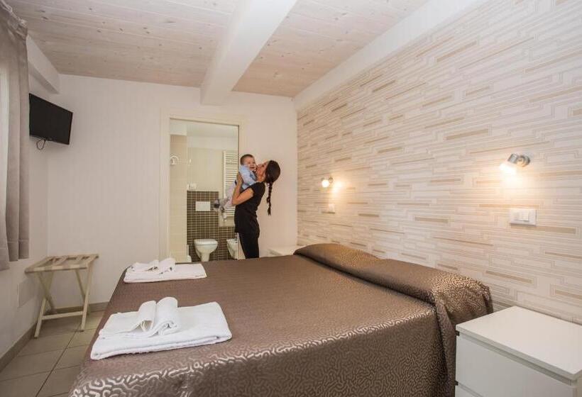 חדר סטנדרט, Albergo Ristorante Pozzi