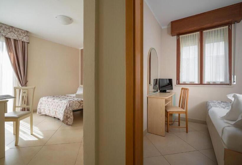 חדר משפחתי, Albergo Ristorante Pozzi