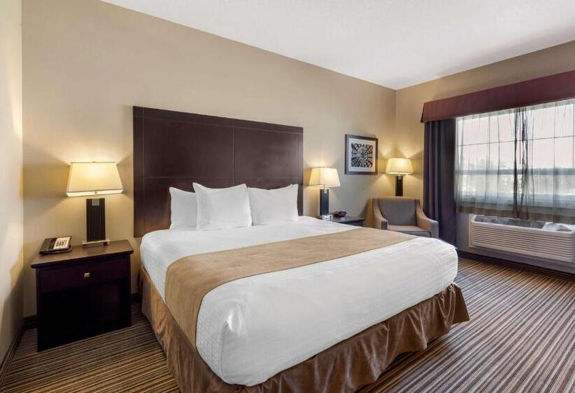 Номер Стандарт с Кухней, Best Western Plus Fort Saskatchewan Inn & Suites