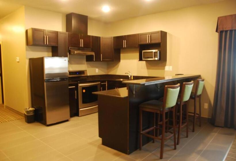 Люкс 2 Спальни, Best Western Plus Fort Saskatchewan Inn & Suites