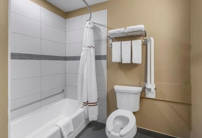 Номер Стандарт Адаптированный для Инвалидов, Best Western Plus Fort Saskatchewan Inn & Suites