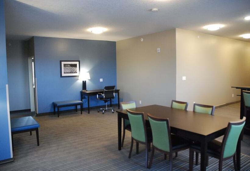 סוויטת 2 חדרי שינה, Best Western Plus Fort Saskatchewan Inn & Suites