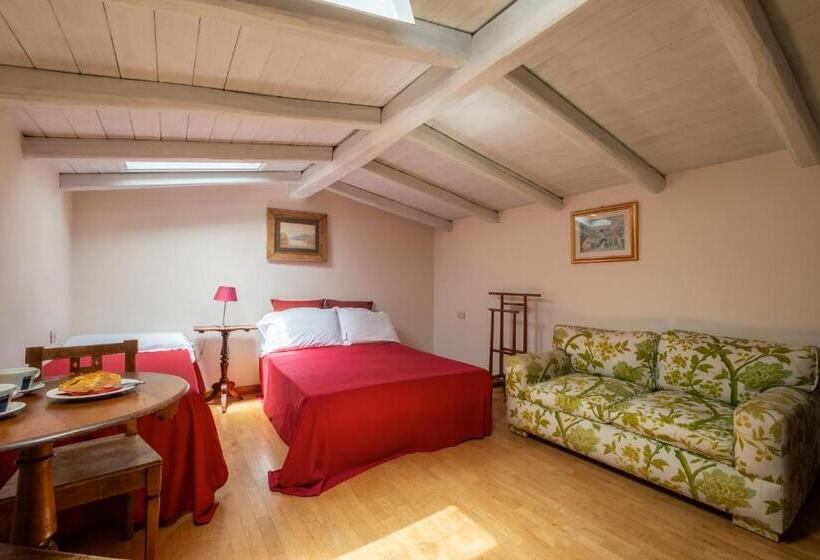 جناح مزود بجاكوزى, Corte Cristina