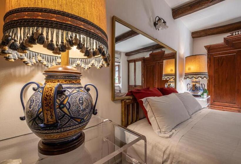 جناح سرير كينج, Corte Cristina