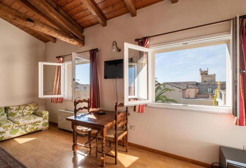 جناح جونيور, Corte Cristina