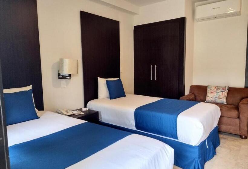 Номер Deluxe, Del Pescador