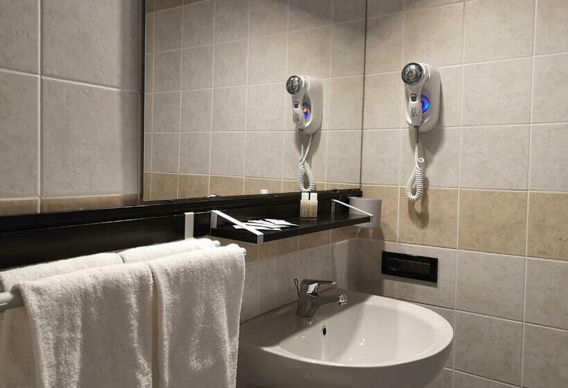 חדר סטנדרט, Diecizero Affittacamere