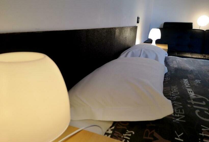 חדר סטנדרט, Diecizero Affittacamere