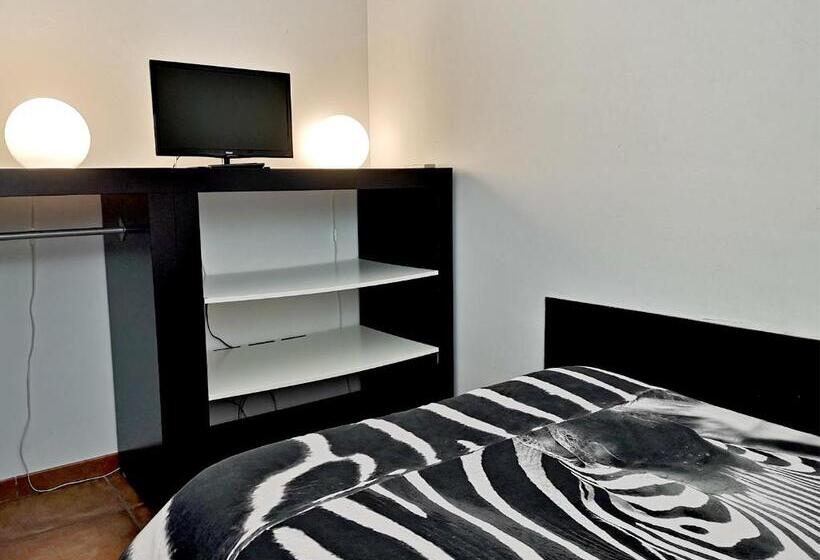 חדר סטנדרט יחיד, Diecizero Affittacamere