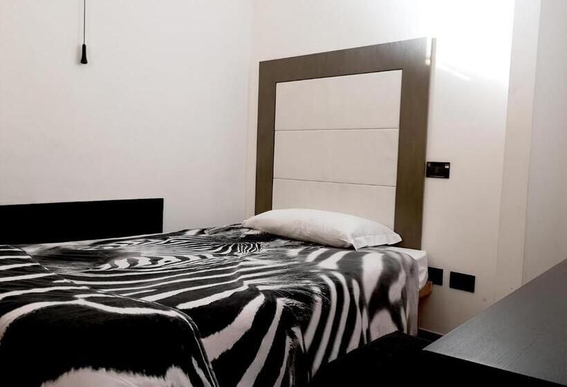 חדר סטנדרט יחיד, Diecizero Affittacamere