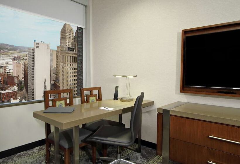 스위트, Embassy Suites By Hilton Pittsburgh Downtown