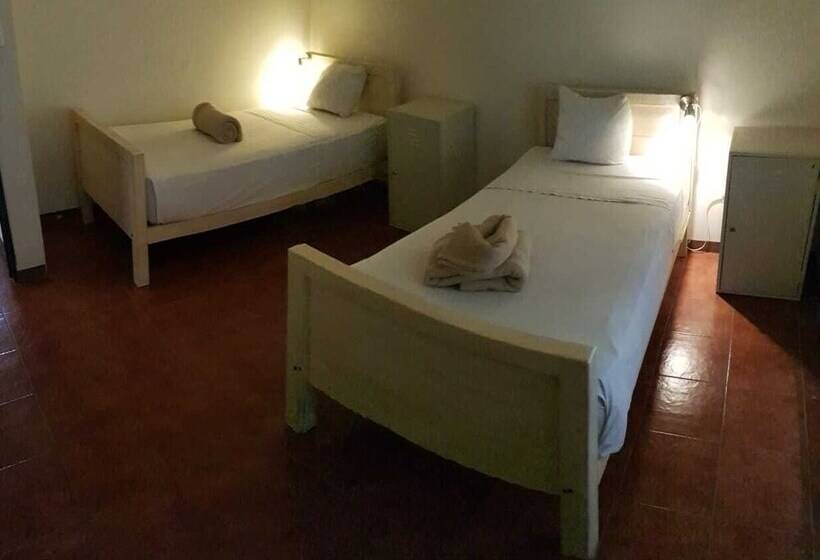 Номер Стандарт, Hostal De Las Américas