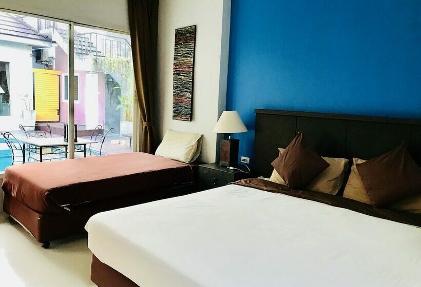 اتاق استاندارد سه نفره, Laila Pool Village