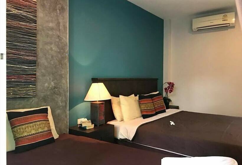 اتاق استاندارد سه نفره, Laila Pool Village