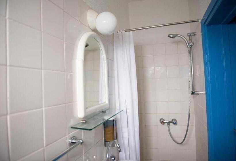 スタンダードルーム, Le Village