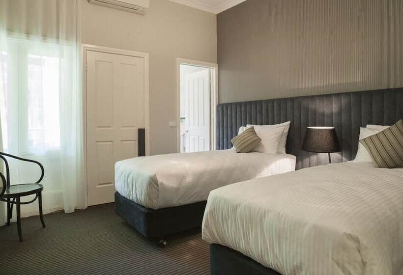 スタンダードルーム, Oscar S On The Yarra