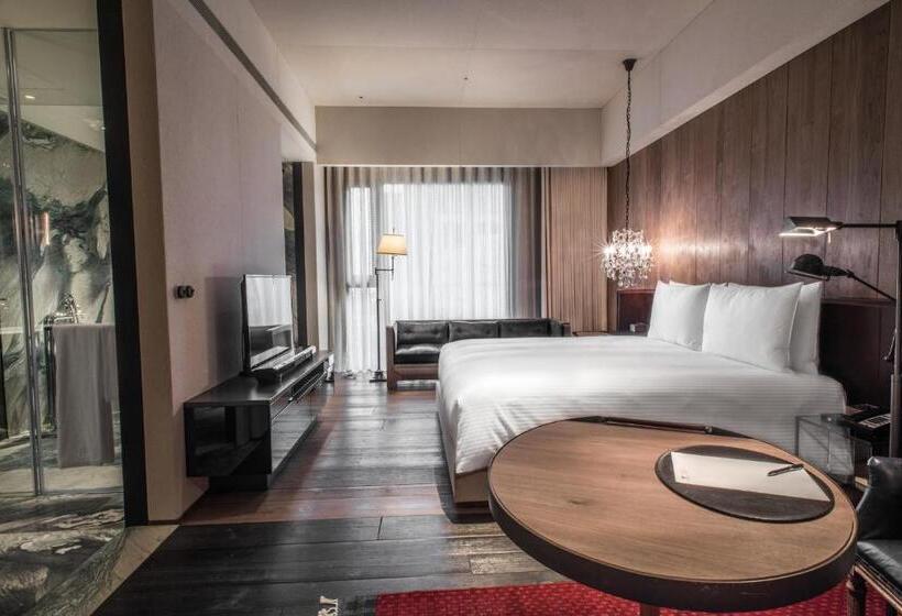 اتاق کلاسیک, Proverbs Taipei