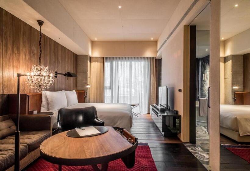 اتاق کلاسیک, Proverbs Taipei