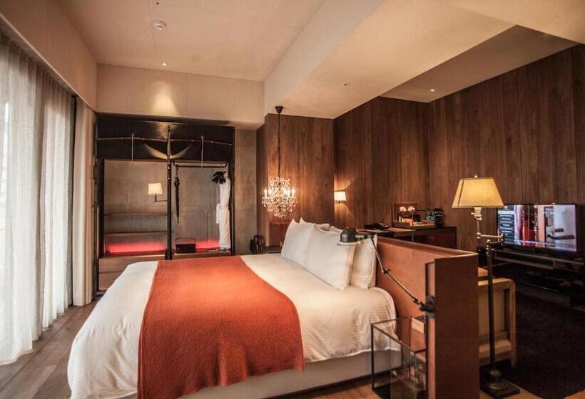 اتاق پرمیوم, Proverbs Taipei