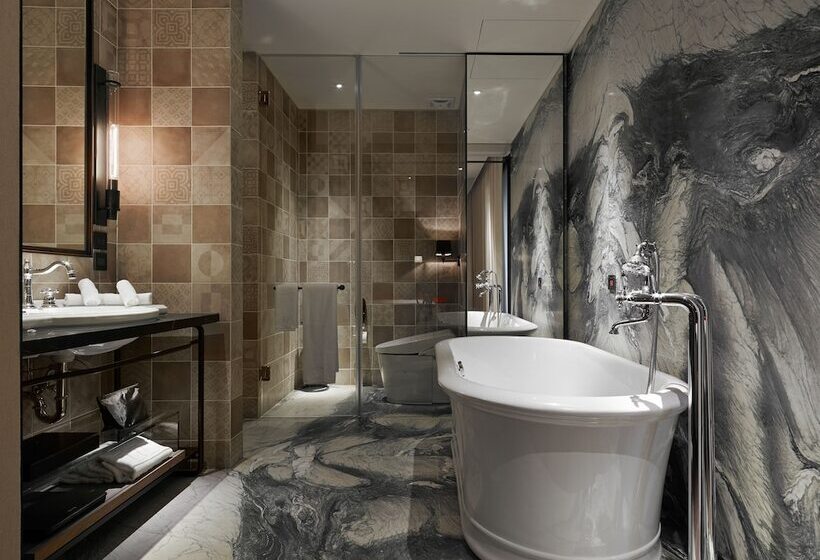 اتاق پرمیوم, Proverbs Taipei