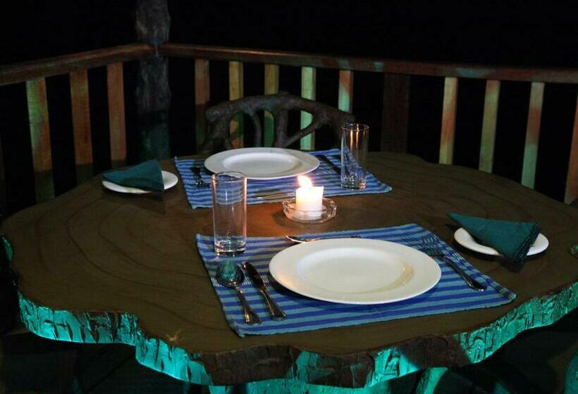 デラックスルーム, Sinharaja Forest Edge